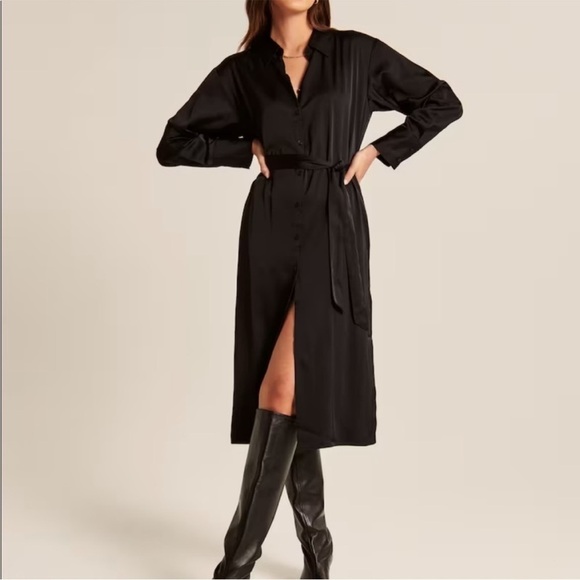 Abercrombie & Fitch Dresses & Skirts - A&F Long Sleeve Satin Midi Shirt Dress EUC
